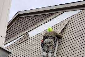  Fort Bragg, CA Siding Pros